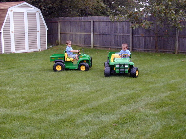 2X070037s.JPG - 93.6 K